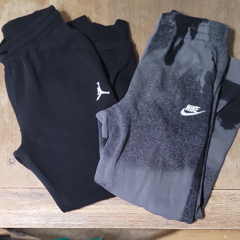 Nikeand Jordan Kids Black and Gray Sweatpants Set